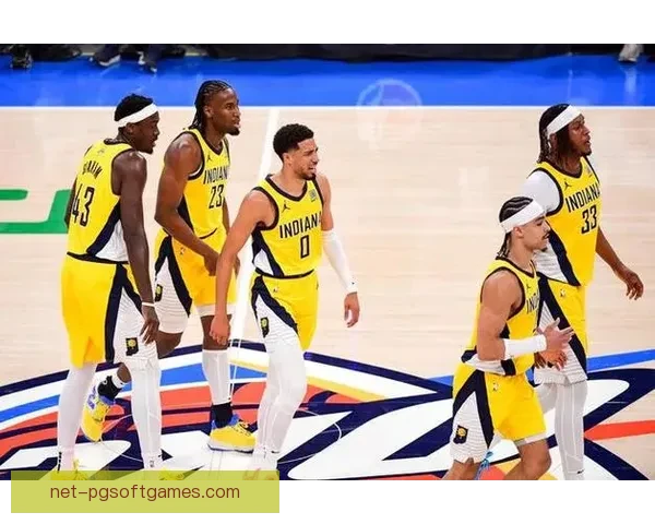 NBA季后赛烽烟再起，球星们展开激烈争夺