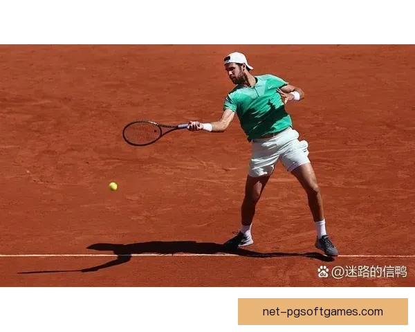 网球巅峰对决：巴黎赛场之战